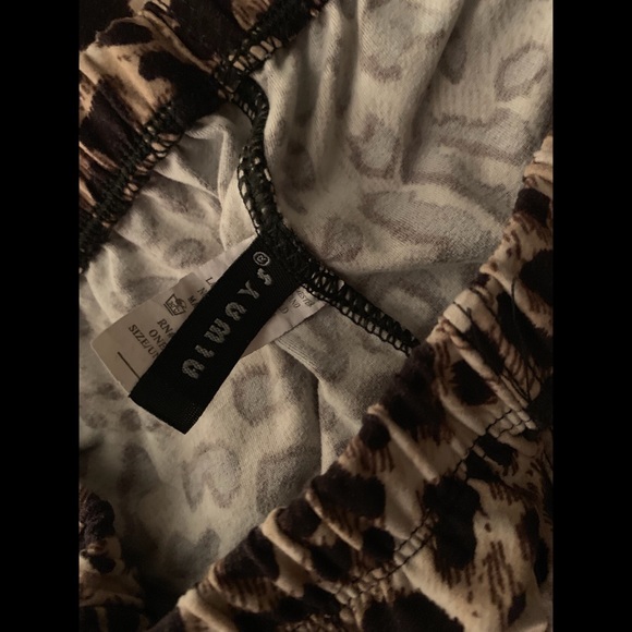 Always - High Waist Leopard Print Leggings - Picture 4 of 5